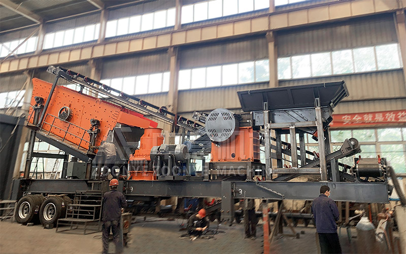 輪胎式移動(dòng)破碎篩分站